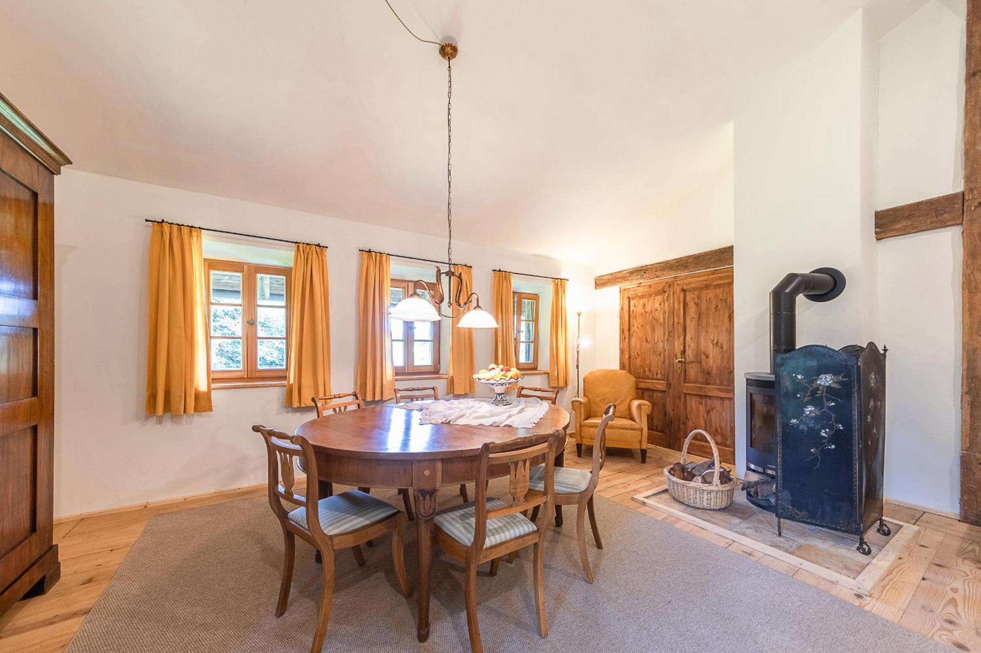 Ferienhaus Noestlbach Pittenhart Екстериор снимка
